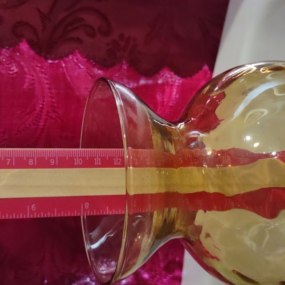 Vase - Picture 2 of 6